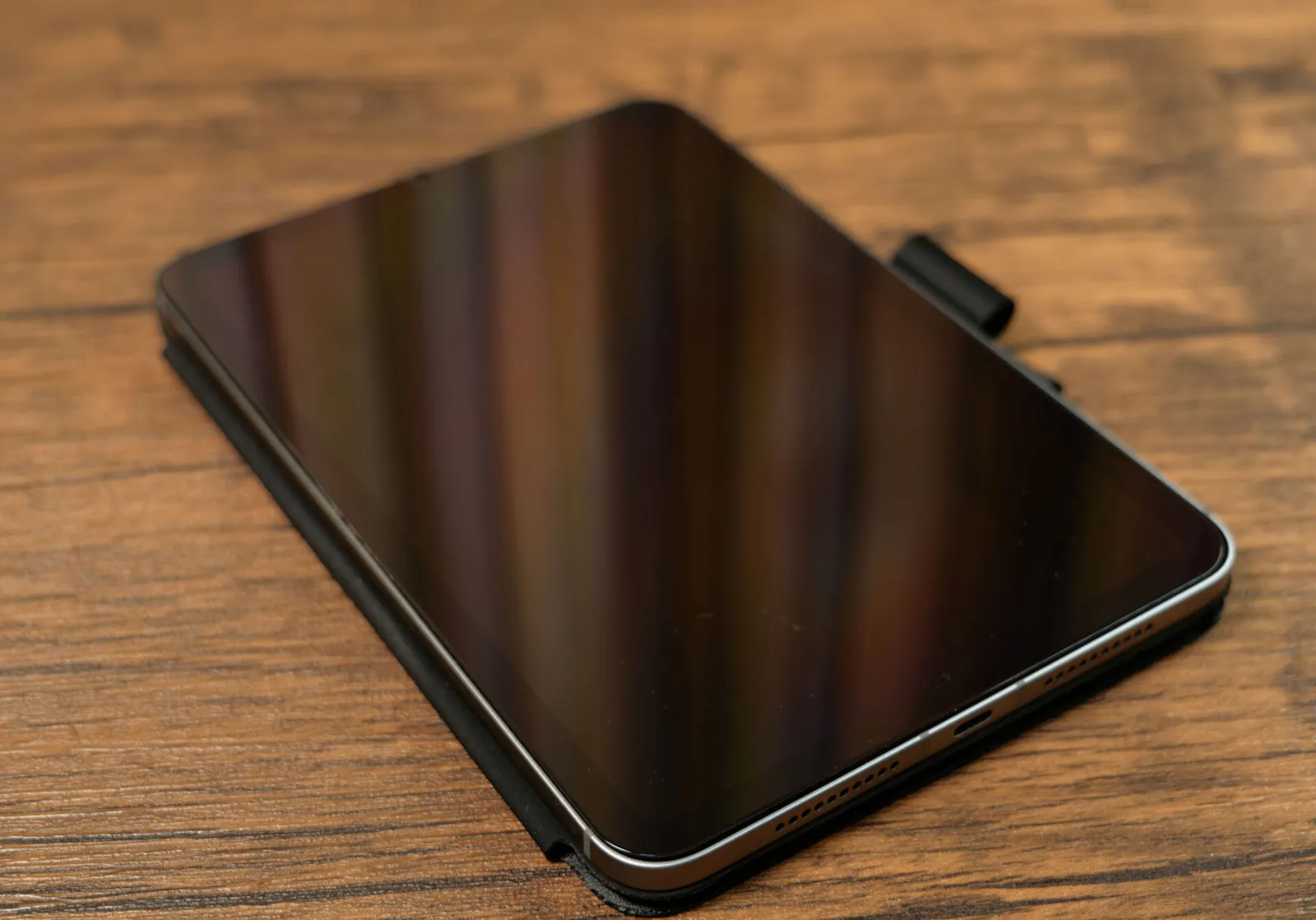 NIMASOのガラスフィルムを貼ったiPad mini 7の画面