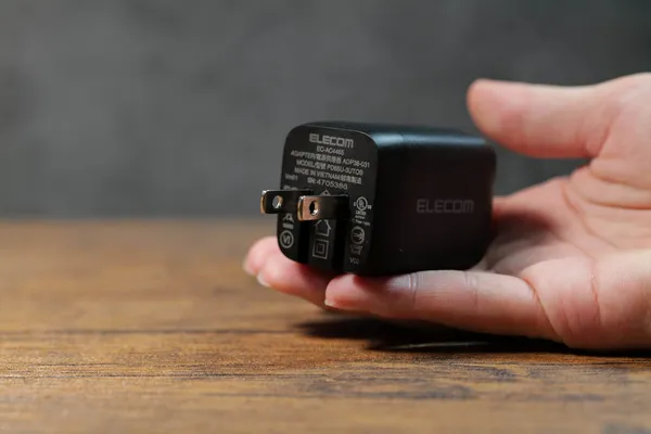 elecom ec ac4465bk review img1