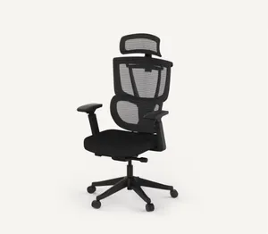 FlexiSpot C7 Airを正面から見たメッシュチェア全体