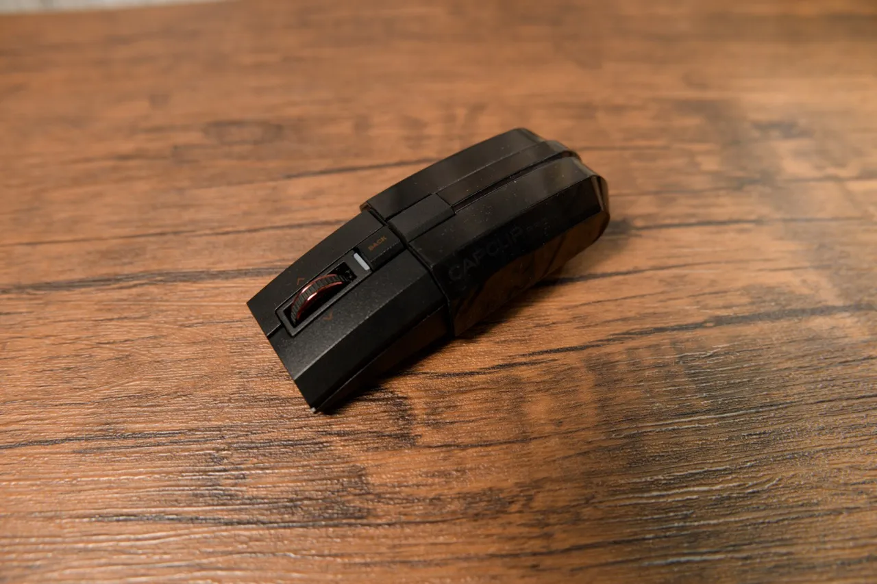 エレコム CAPCLIP PRO(M-CCP1BBBK)を展開した状態