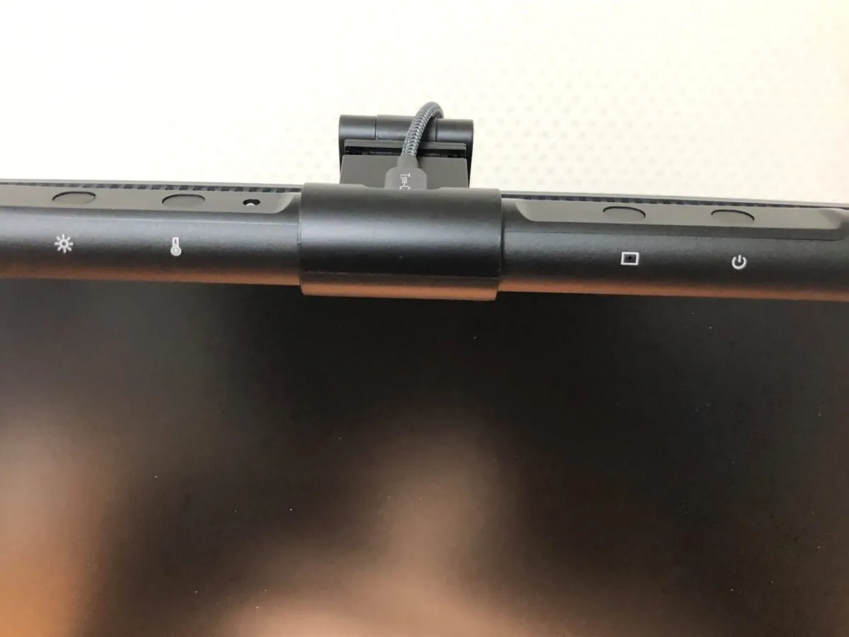 Quntis PHX003-L5Wのクランプ部分アップ