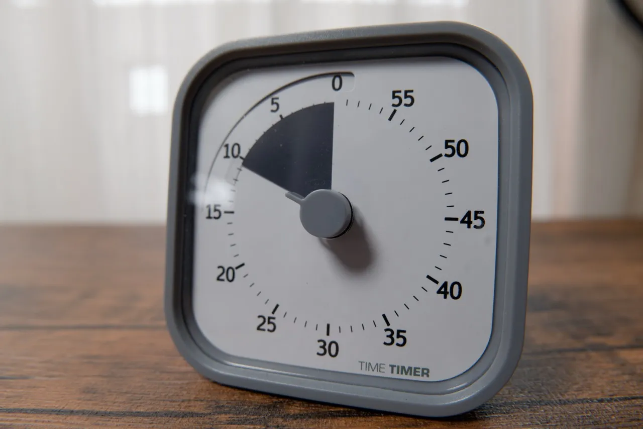 Time Timerの文字盤を接写し、残り時間を約10分に設定した状態
