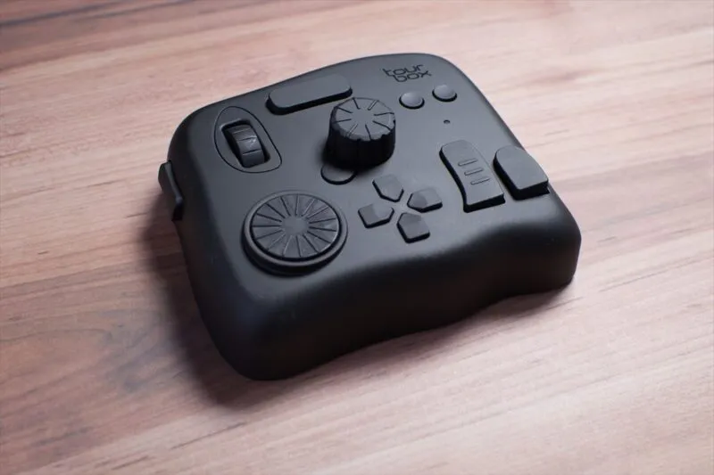 TourBox Elite】Bluetooth接続とたくさんのショートカット割り当てが