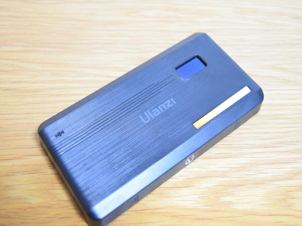 Ulanzi VL200 LED 撮影用ライト外観