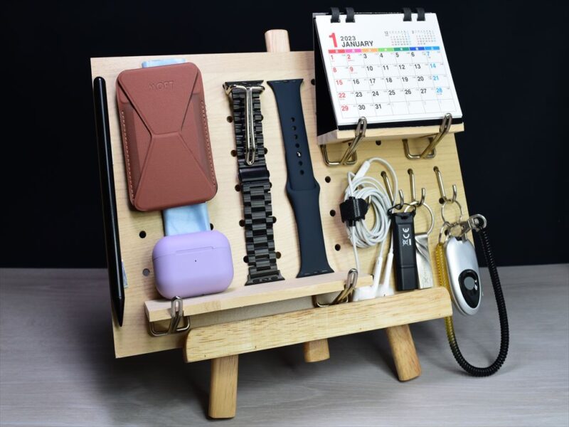 ダイソー商品で作った小物用デザインボード