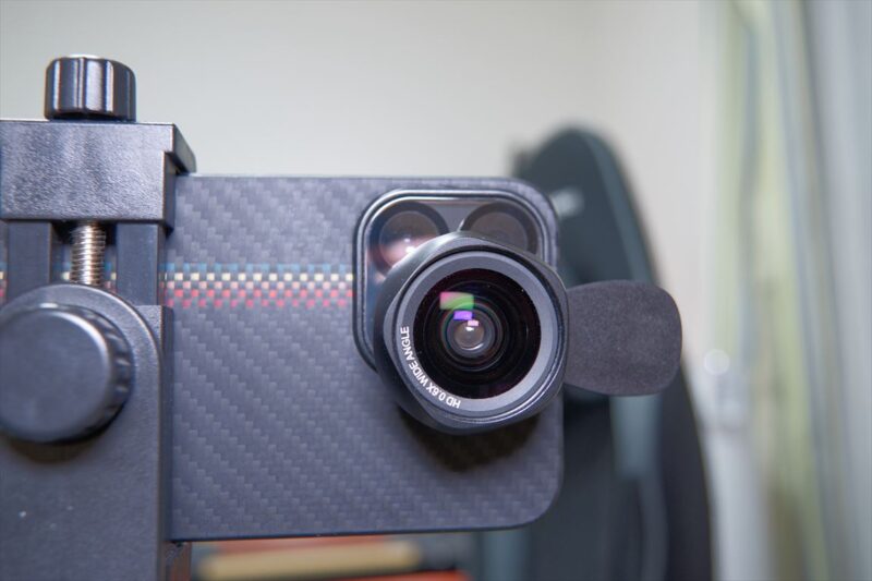 iPhone13proの超広角カメラに広角レンズを装着