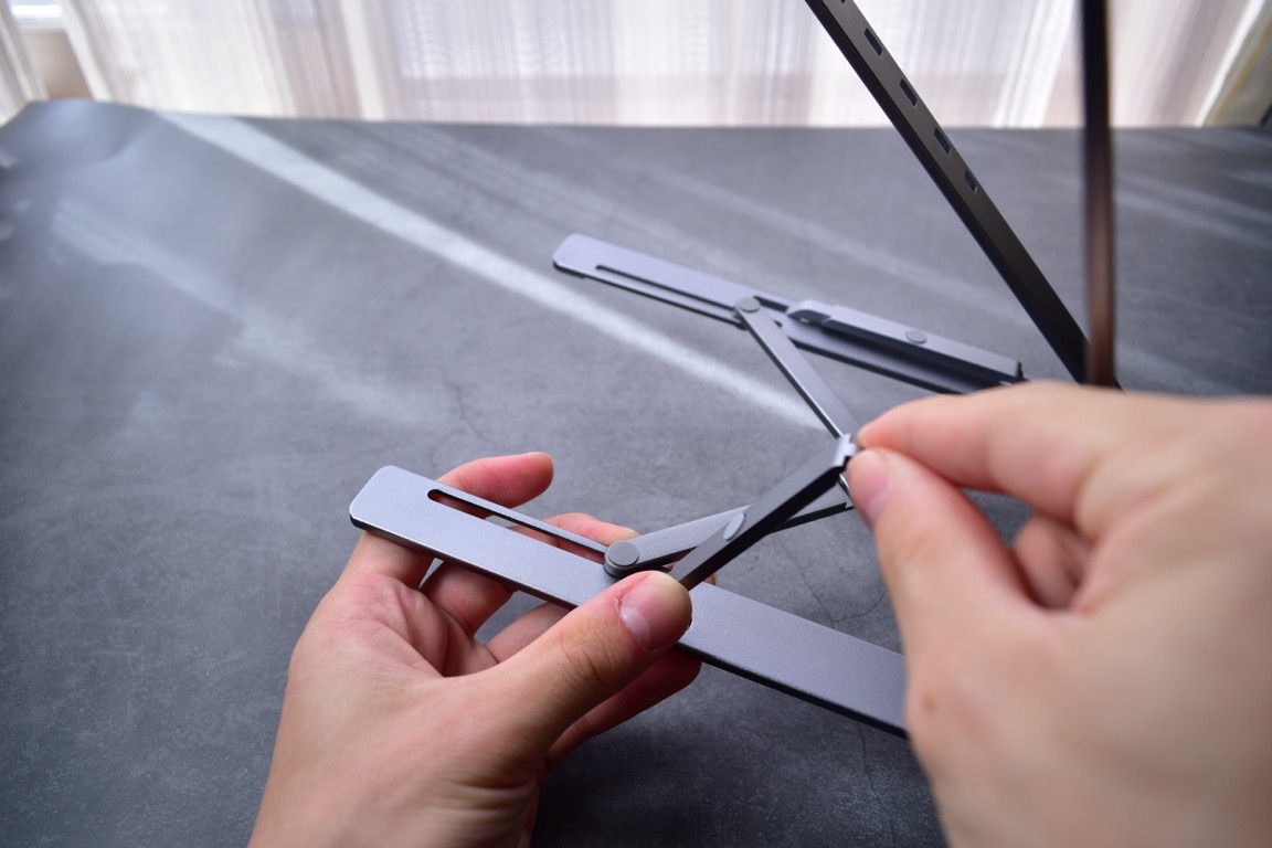 Boyata 折りたたみ式スタンド