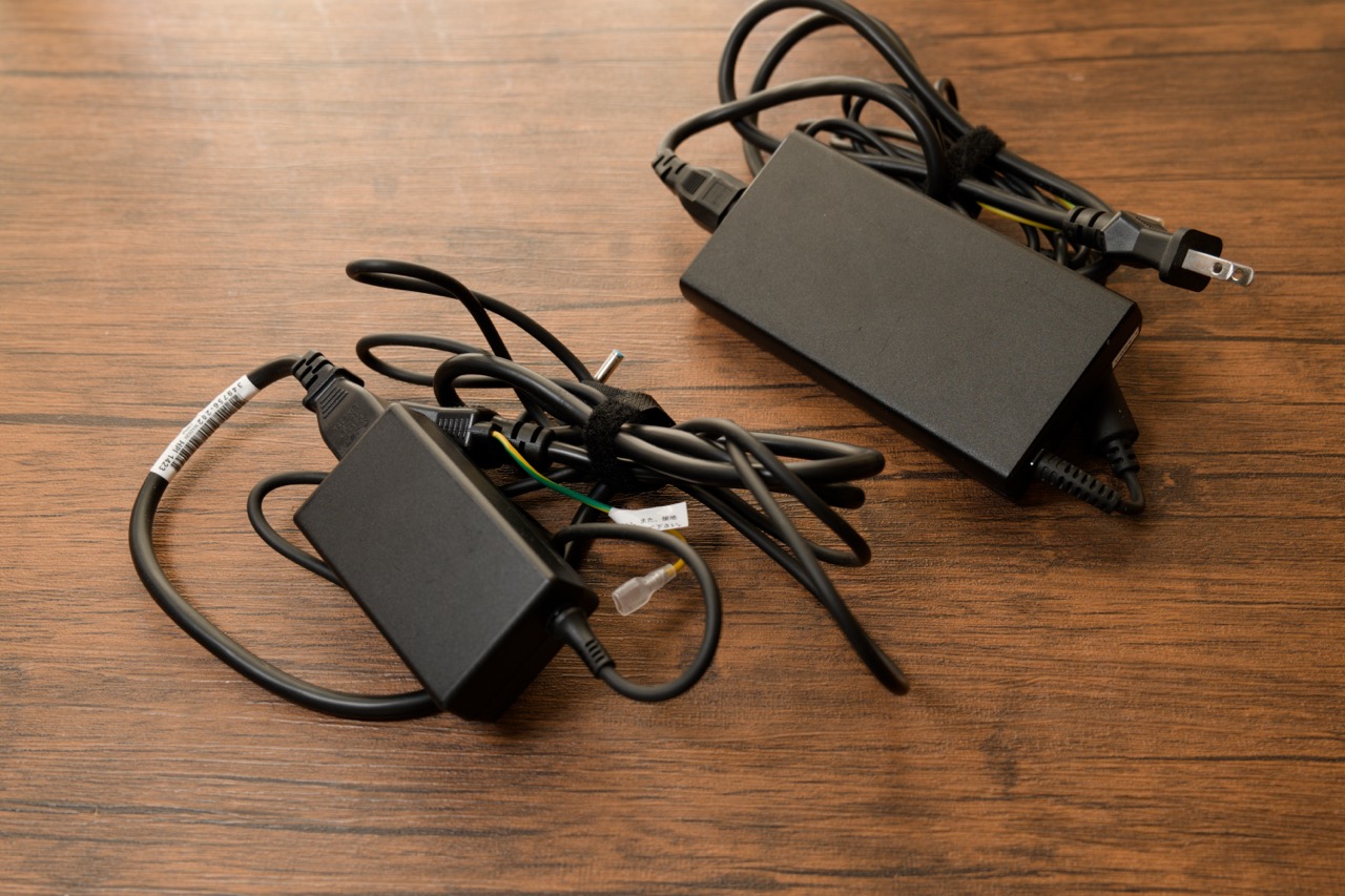 サイズと重さで持ち運びにくい